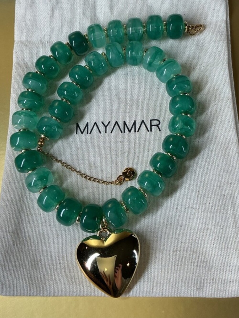 Mayamar Green Resin Bead Gold Heart Necklace NWT + Pouch - Picture 4 of 4